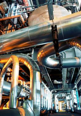 LÖSUNGEN FÜR PRODUZENTEN & VERARBEITER VON GRUND- & BASIS-CHEMIKALIEN